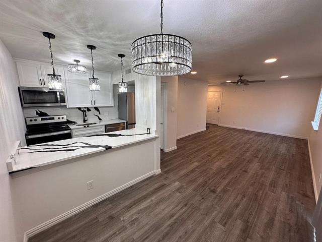 Building Photo - 4011 Cole Ave