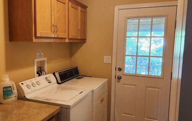 Building Photo - 73 Mine Rock Rd