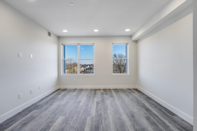 Building Photo - 3443 John F. Kennedy Blvd