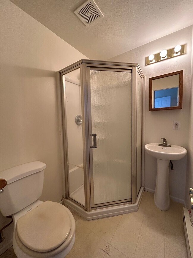 Building Photo - Hawks Prairie (3157 Hawks Prairie Rd.)