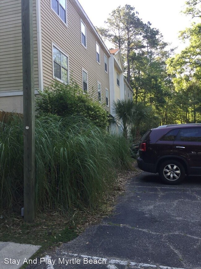 Building Photo - 6840 Blue Heron Blvd