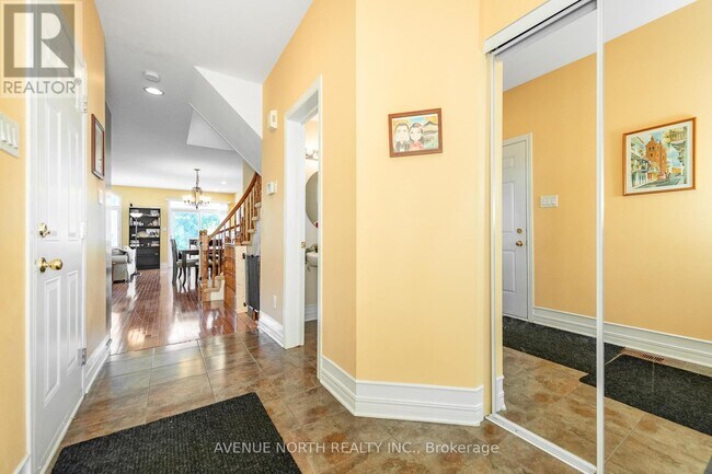 Building Photo - 284 Parkin Cir