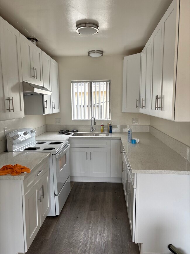 Foto del edificio - 21016 Amie Ave