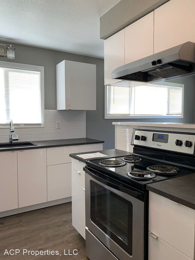 Building Photo - 2 br, 1.5 bath House - 2902 Nevada St.  - ...