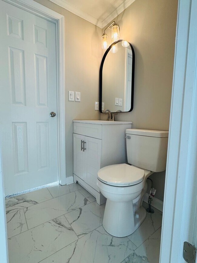 Foto del edificio - Lovely home and location!