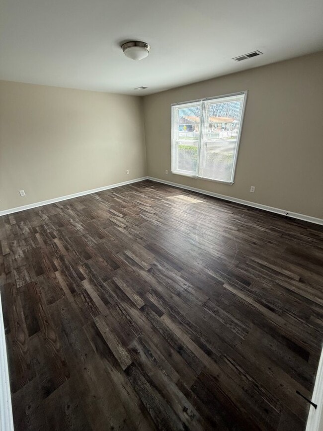 Building Photo - 2 Bedroom, 1 Bathroom in Nicholasville!