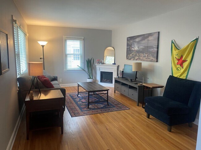 Foto del edificio - 6100 Vincent Ave S