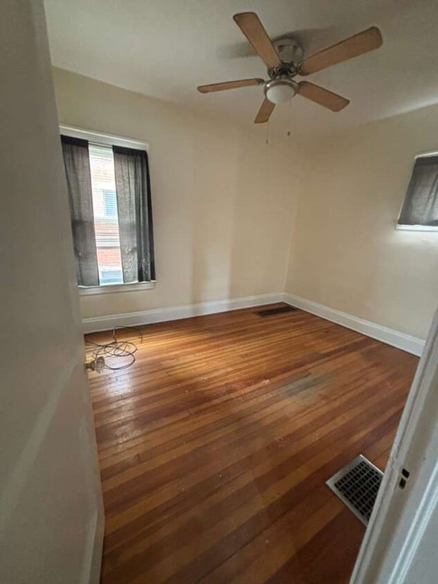 Foto del edificio - 5407 Brow Ave