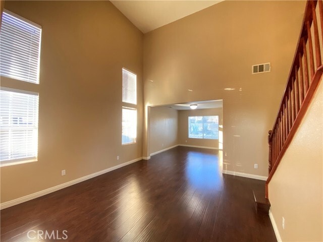 Building Photo - 708 Hillview St