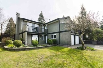 Building Photo - 198 Edward Crescent