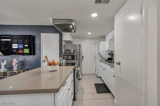 Foto del edificio - 1334 Dorothy Ave