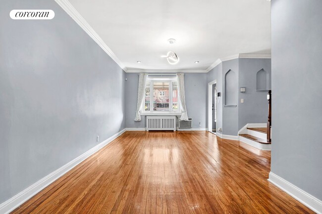 Foto del edificio - 790 E 37th St
