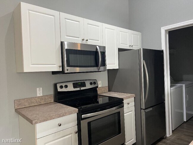 Foto del edificio - 5934 Brickleberry Ln