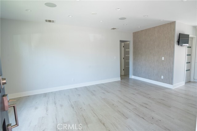 Foto del edificio - 7768 Shadyspring Dr