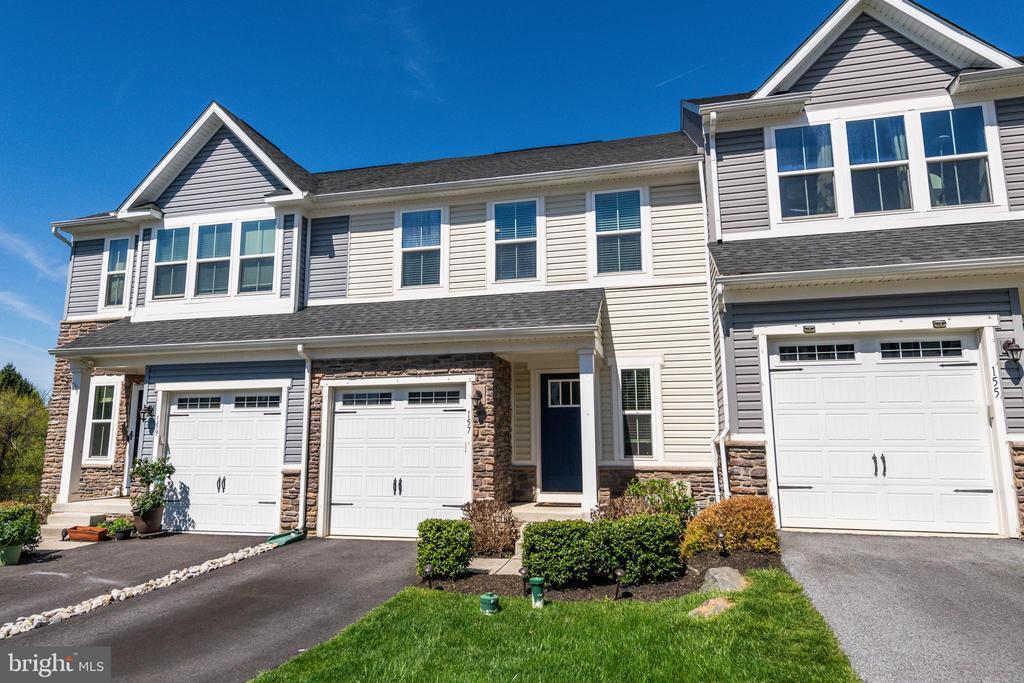Primary Photo - 157 Mulberry Dr