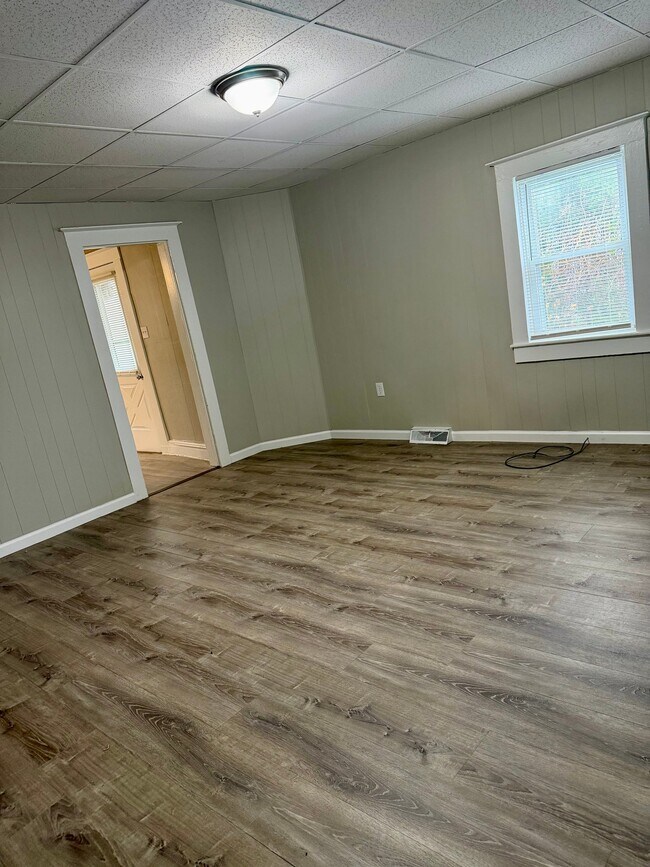 Foto del edificio - 1709-1711 McDonough Ave