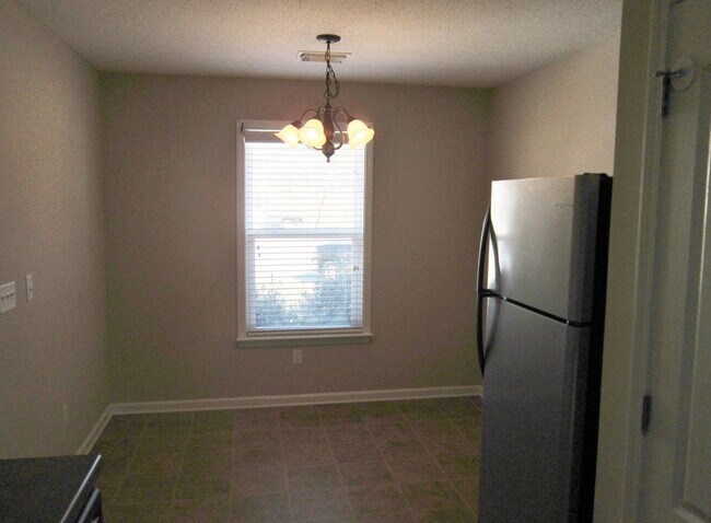 Building Photo - Great Home for Rent in Brookwood, AL... Av...