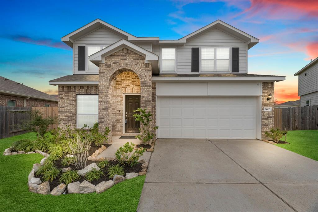 Foto principal - 3402 Riverside Glen Ln