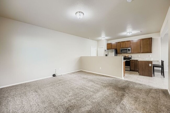 Building Photo - 7575 Forest Meadows Ave