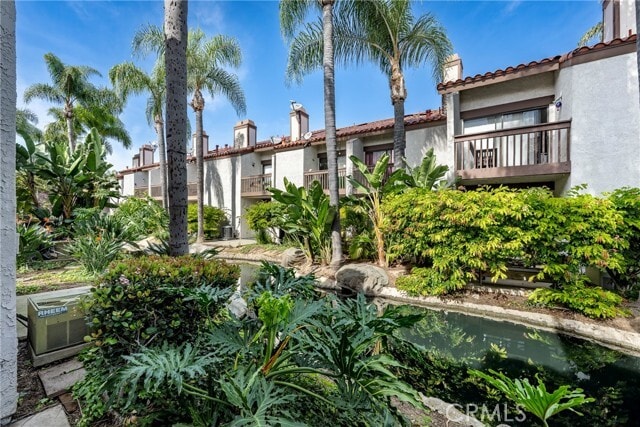 Building Photo - 363 Molokai Dr