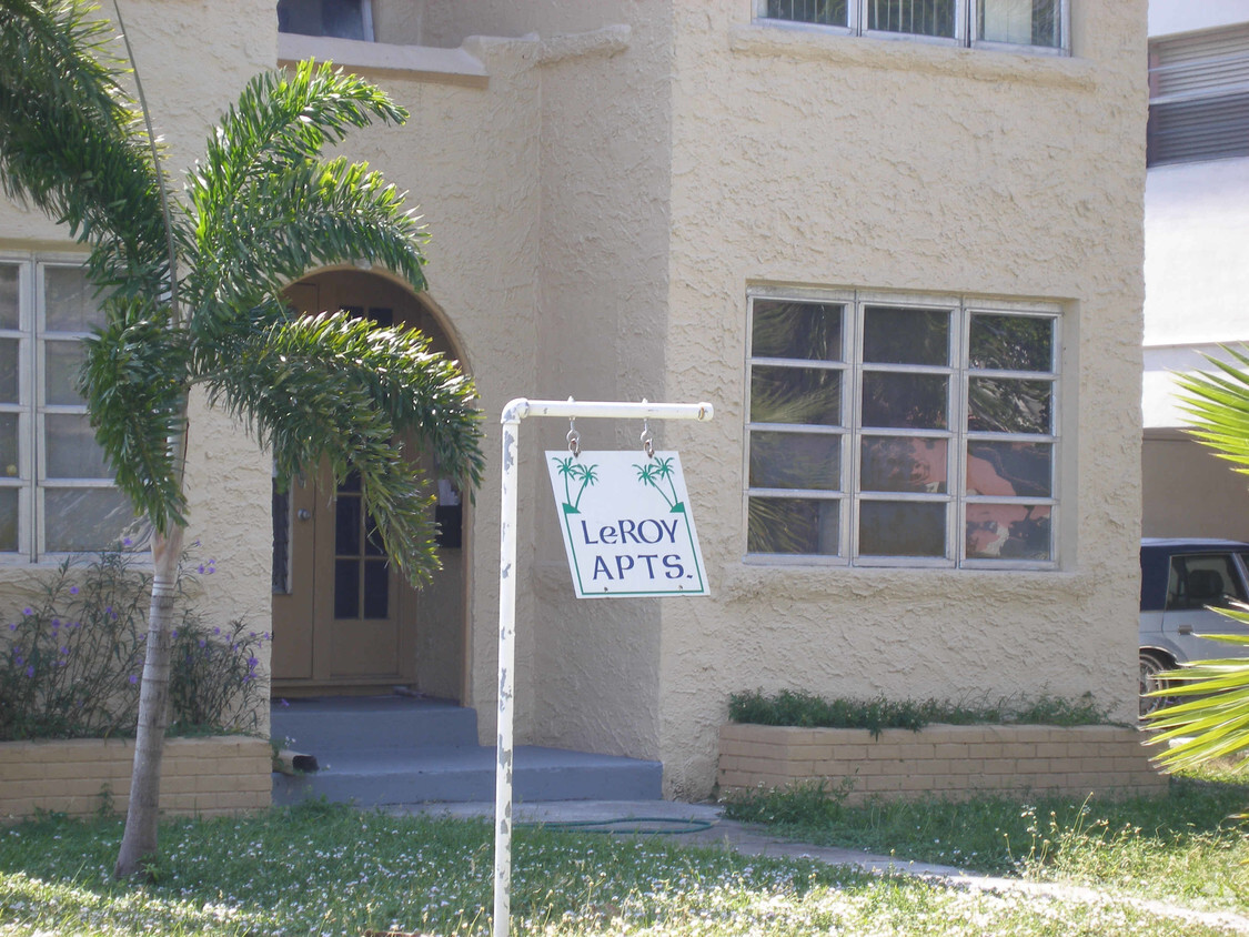 Building Photo - Leroy Apartments