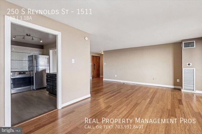 Building Photo - 250 S Reynolds St