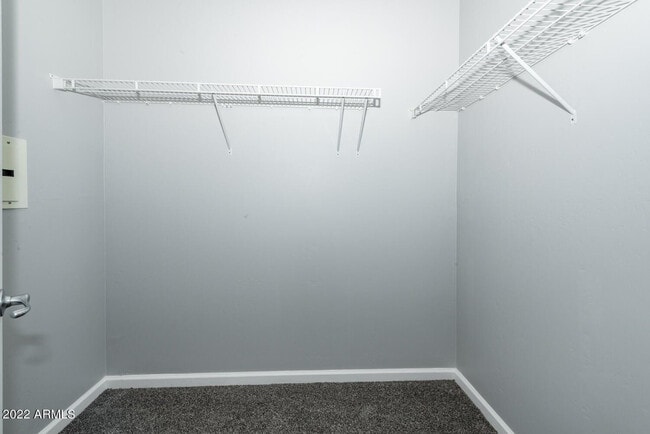 Foto del edificio - 14000 N 94th St