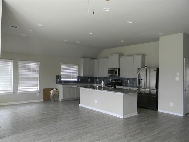 Building Photo - 4610 Seabourne Landing Dr