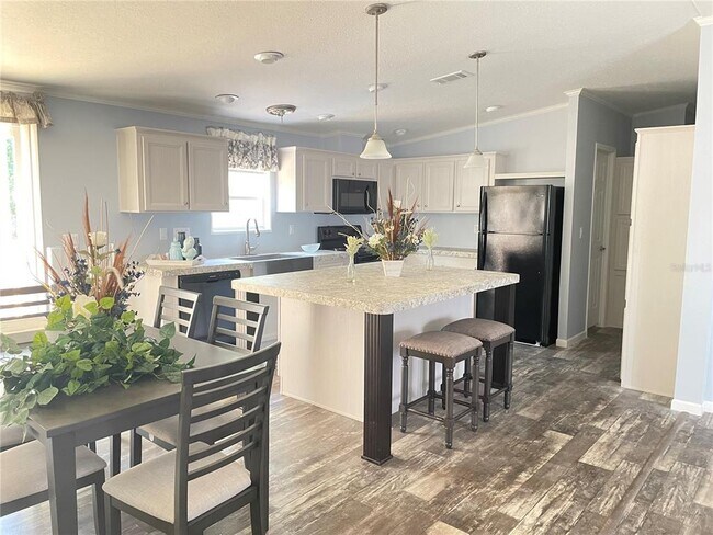 Foto del edificio - 17843 County Rd 455