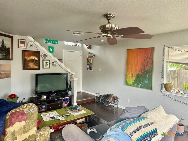 Foto del edificio - 864 Sagewood Trail
