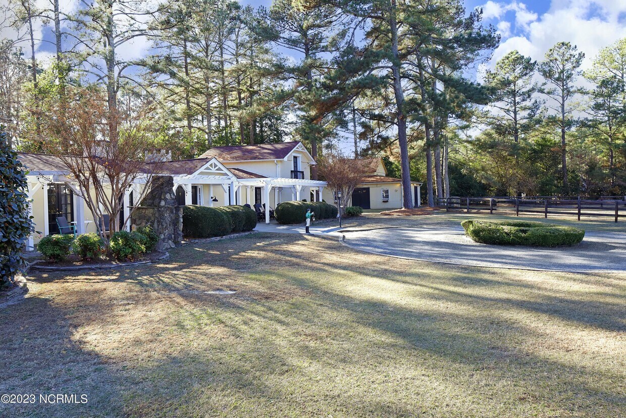2764 Camp Easter Rd, Southern Pines, NC 28387 House Rental in