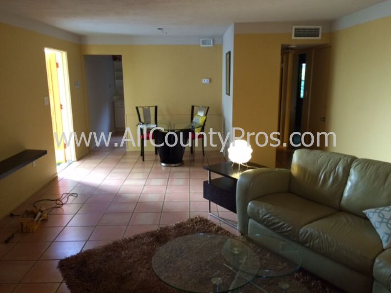 Foto principal - 3795 Almeria Ave