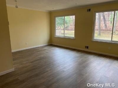 Building Photo - 228 Springmeadow Dr