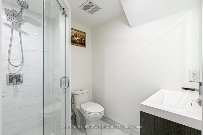 Photo du bâtiment - 119 English Oak Dr