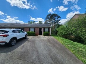 Building Photo - 199 Evergreen Trail SE