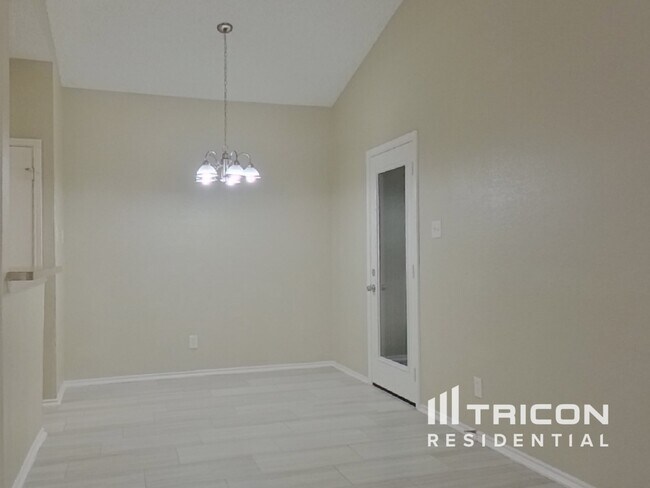Building Photo - 1245 Wheatfield Drive Mesquite TX
