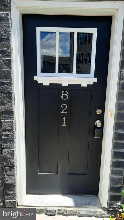 Primary Photo - 821 Admiral's Quay Dr