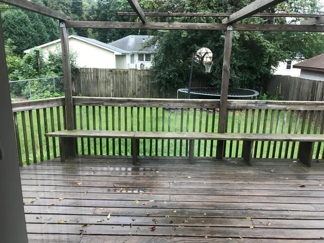 Foto del edificio - 1764 Montreal Ave