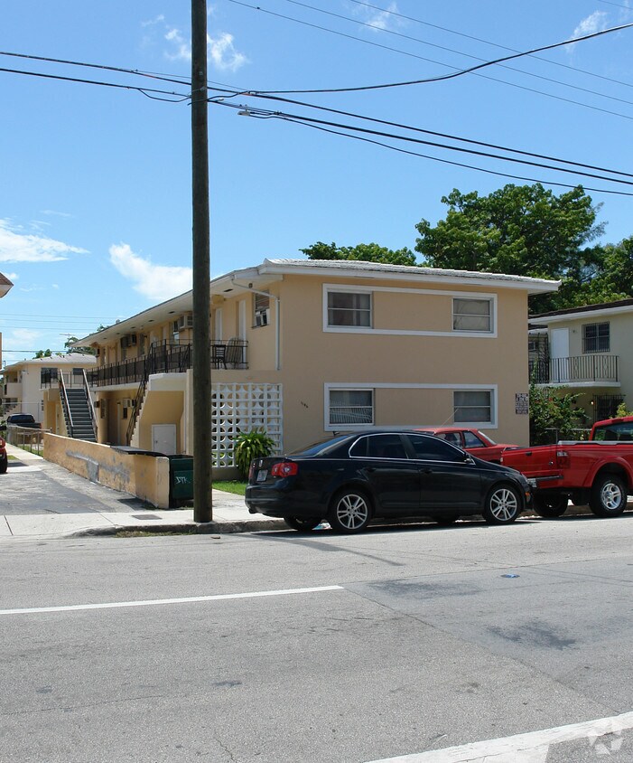 Foto del edificio - 1146 SW 6th St