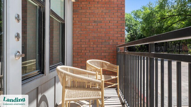 Foto del edificio - 3706 Goodwin Ave