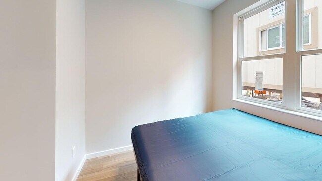 Foto del interior - 404 E Clark