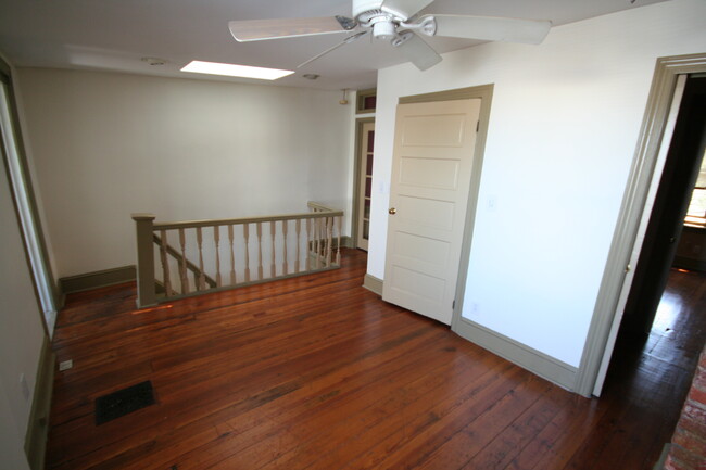Building Photo - 1135 Gerritt St