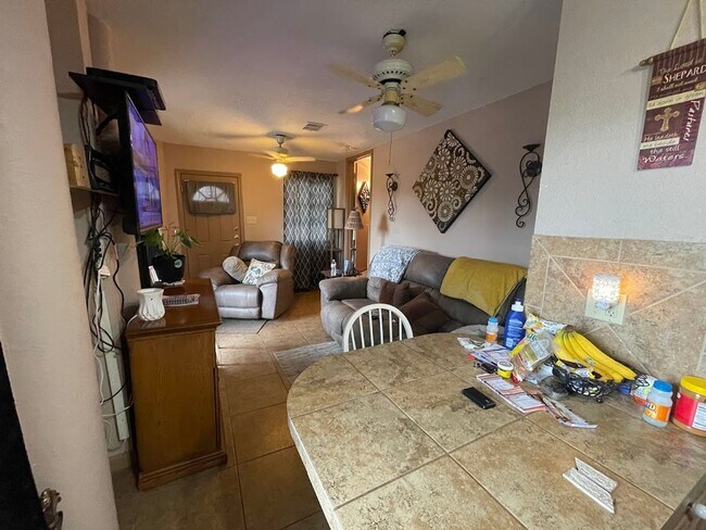 Foto del edificio - NEW ON MARKET