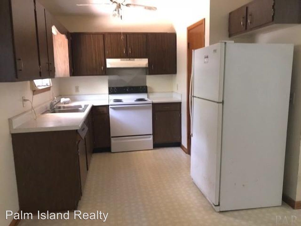 Building Photo - 3 br, 2 bath House - 7120 Windsor Oak Cir