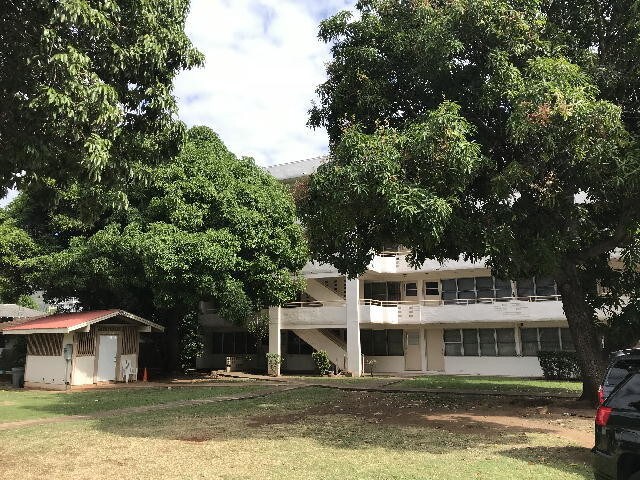 Building Photo - IOLANI TERRACE 1/1/1 patio, coin laundry