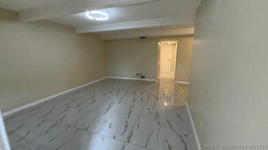 Building Photo - 1225 S Flagler Ave