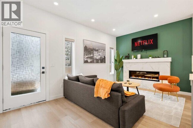 Building Photo - 1313-1320 20 Ave NW