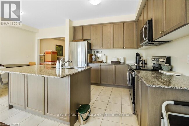 Photo du bâtiment - 4201 Cherry Heights Blvd