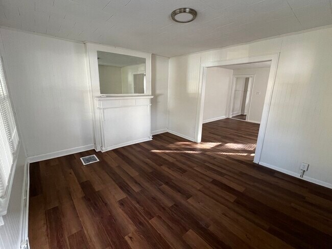 Foto del edificio - 1089-1091 E 21st Ave
