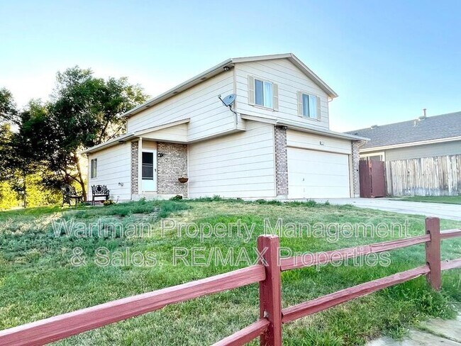 Foto del edificio - 4570 Witches Hollow Ln